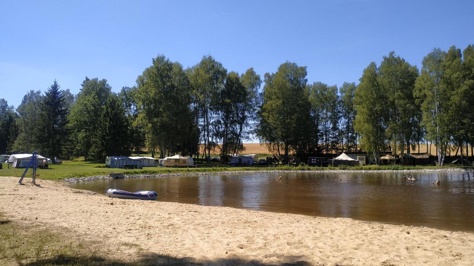 Autokemp Panistavka Žirovnice Exteriér fotografie